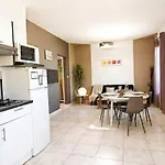 Arinella Apartment *