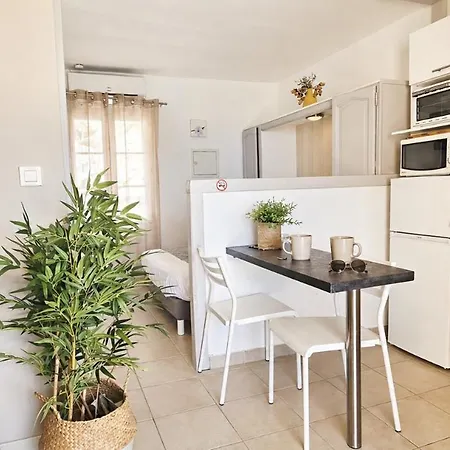 Arinella Apartament Farinole